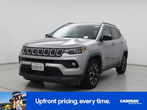 Silver 2022 Jeep Compass Latitude
