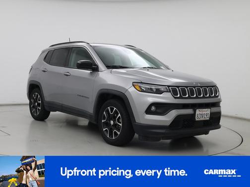 Silver 2022 Jeep Compass Latitude
