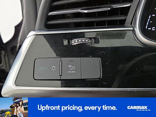 2019 Audi Q8 Premium Plus