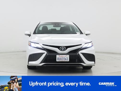 White 2021 Toyota Camry XSE