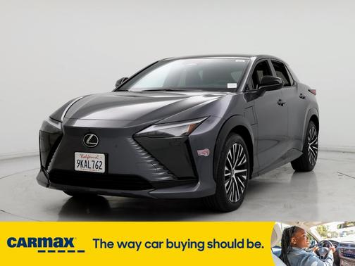 2023 Lexus RZ 450e Luxury