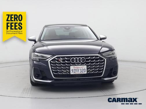 Black 2022 Audi S8