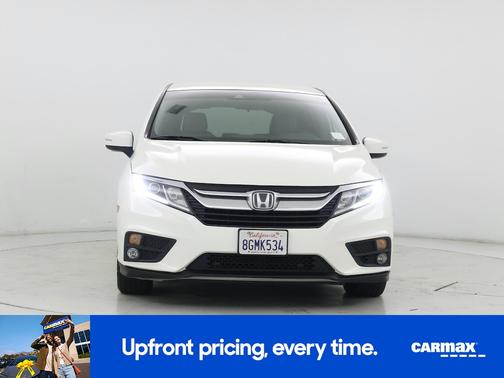 White 2019 Honda Odyssey EX