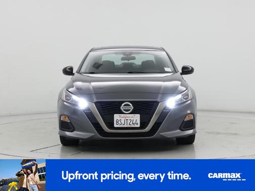 2020 Nissan Altima SR