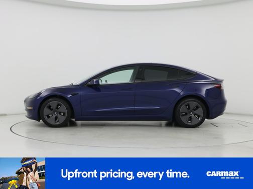 Blue 2022 Tesla Model 3