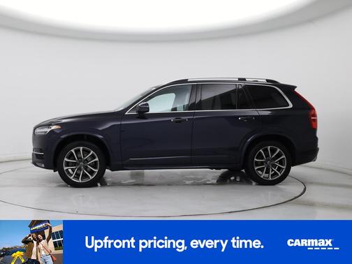 Blue 2017 Volvo XC90 T6 Momentum