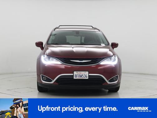 2017 Chrysler Pacifica Hybrid Premium