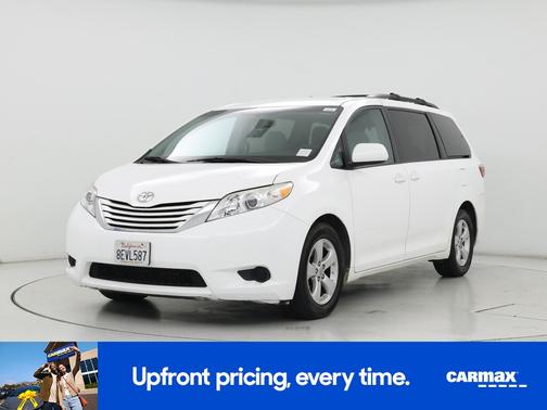 2015 Toyota Sienna LE