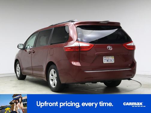 2016 Toyota Sienna LE