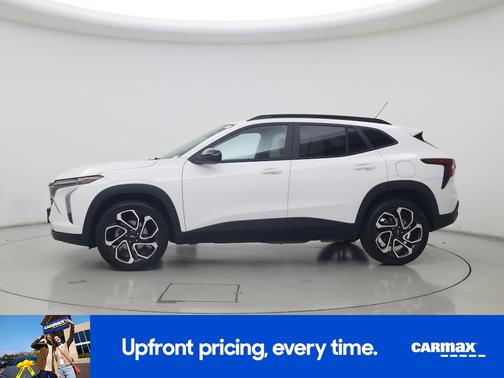 White 2025 Chevrolet Trax 2RS