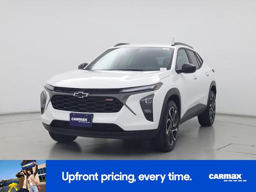 White 2025 Chevrolet Trax 2RS