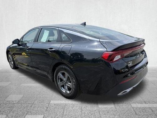 2021 Kia K5 LX