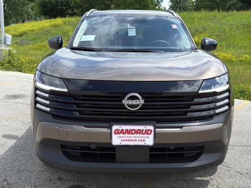 Canyon Bronze Metallic 2026 Nissan Kicks SV