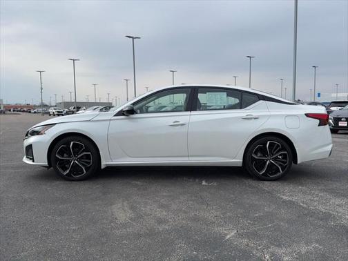 2024 Nissan Altima SR Intelligent AWD