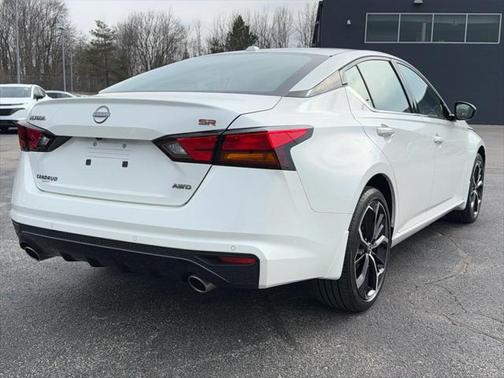 2024 Nissan Altima SR Intelligent AWD