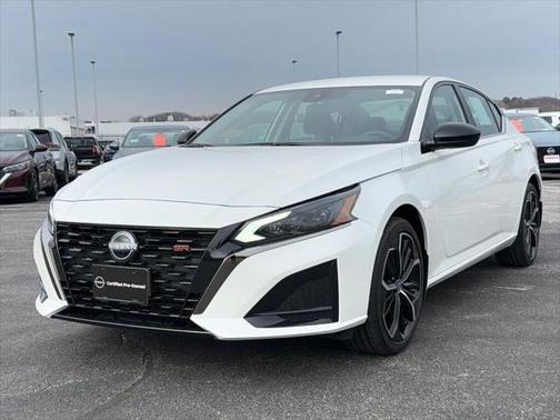 2024 Nissan Altima SR Intelligent AWD