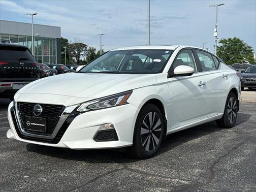2022 Nissan Altima 2.5 SV