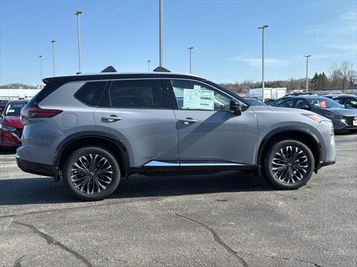 2025 Nissan Rogue Platinum