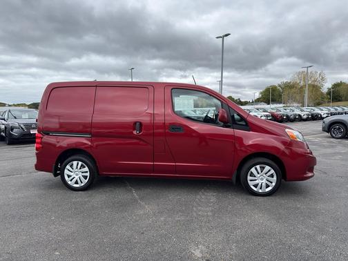 2017 Nissan NV200 SV