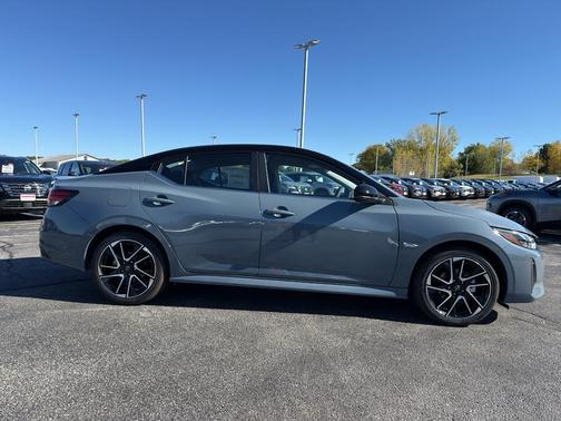 2025 Nissan Sentra SR