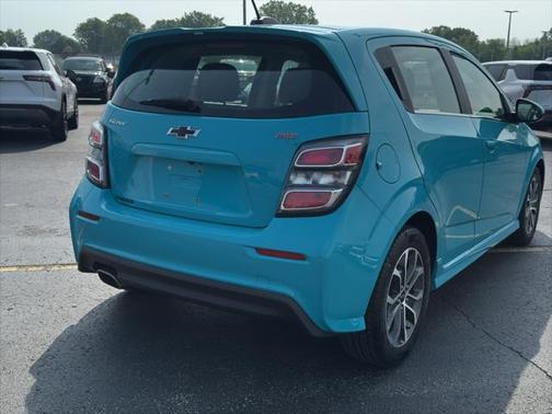 2020 Chevrolet Sonic FWD Hatchback LT 5-Door