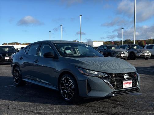 2025 Nissan Sentra SR