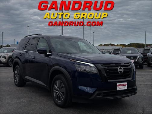 2025 Nissan Pathfinder SV 4WD