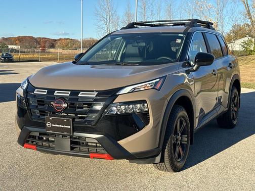 2025 Nissan Rogue Rock Creek