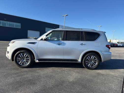 2024 Nissan Armada SL 4WD