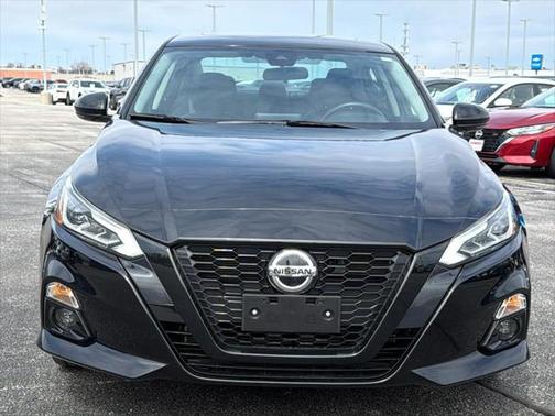 2022 Nissan Altima SR Intelligent AWD
