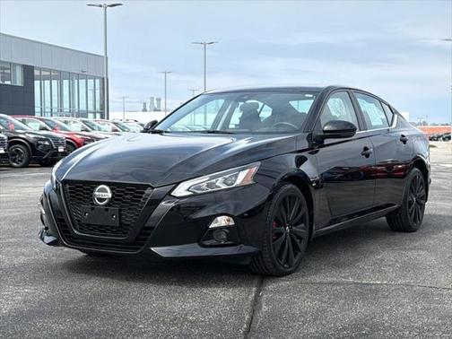 2022 Nissan Altima SR Intelligent AWD