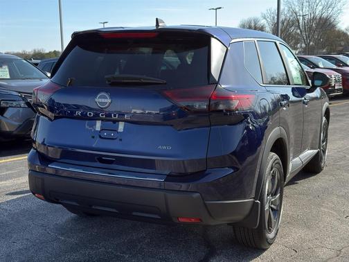 Deep Ocean Blue Pearl 2026 Nissan Rogue SV