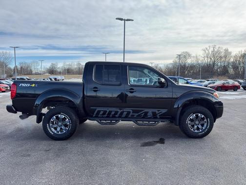 2017 Nissan Frontier PRO-4X