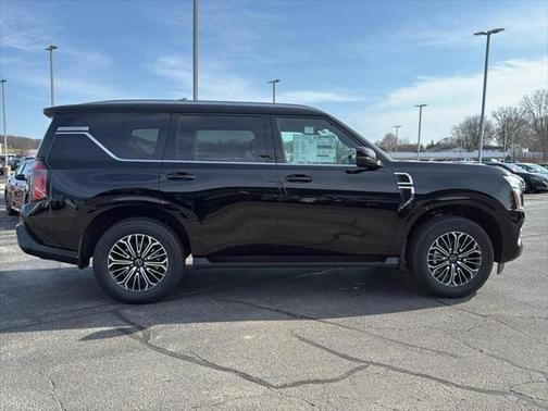 2025 Nissan Armada SL 4WD