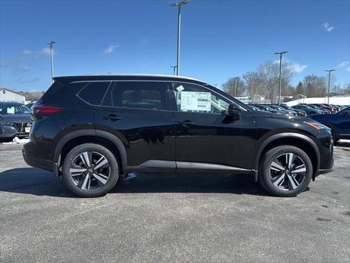 2025 Nissan Rogue SL
