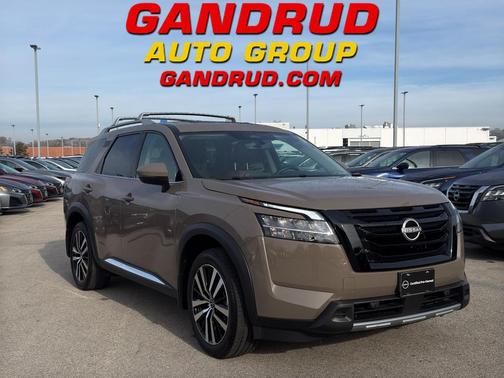 2024 Nissan Pathfinder Platinum 4WD