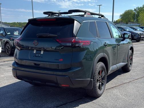 Obsidian Green 2026 Nissan Rogue Rock Creek