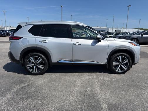 SILVER 2021 Nissan Rogue Platinum