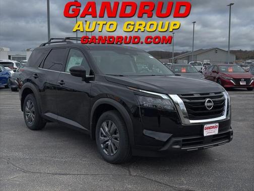 2025 Nissan Pathfinder SV 4WD