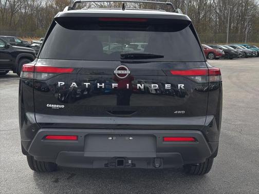2025 Nissan Pathfinder SV 4WD