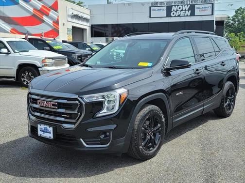 2022 GMC Terrain AWD AT4