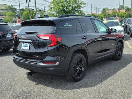 2022 GMC Terrain AWD AT4