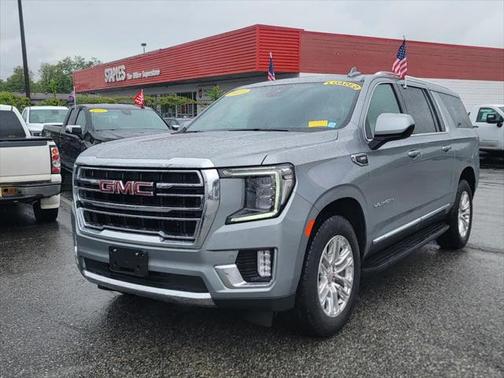 2023 GMC Yukon XL SLT