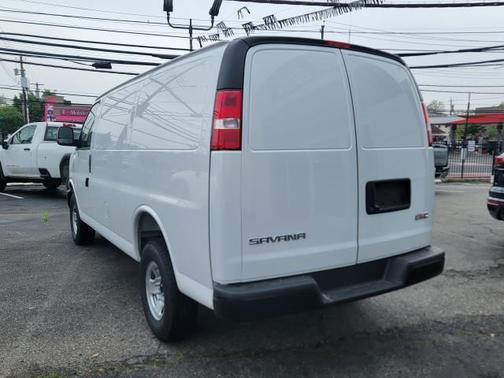 2025 GMC Savana 2500 Work Van