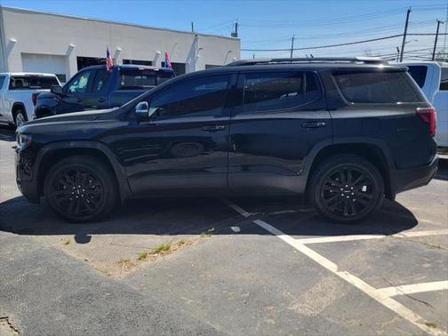 2022 GMC Acadia AWD SLT