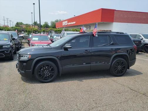 2022 GMC Acadia AWD SLT