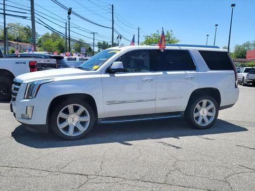 2016 Cadillac Escalade Luxury