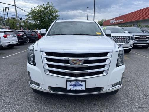 2016 Cadillac Escalade Luxury
