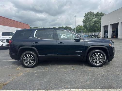 2022 GMC Acadia AWD SLE