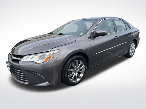 2016 Toyota Camry XLE